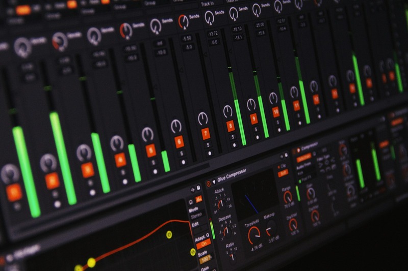 Ableton Live master track showing a glue compressor and limiter effect chain